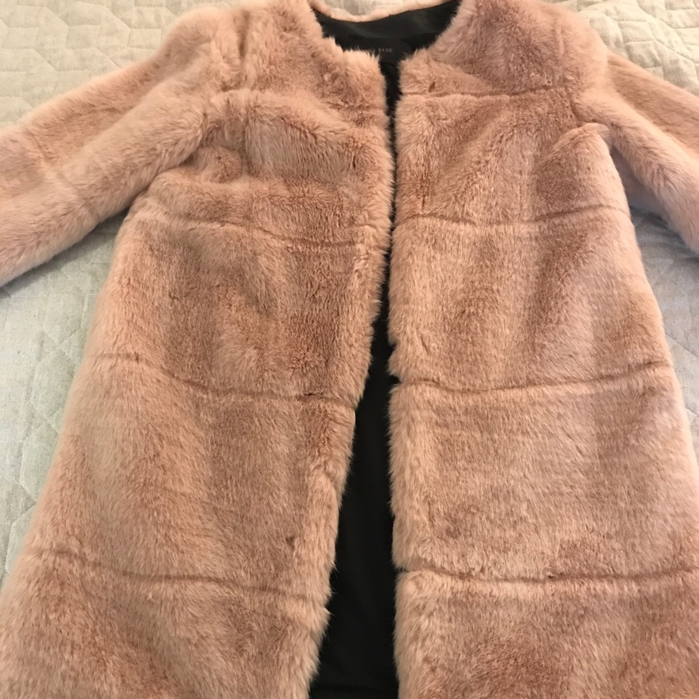 Zara blush colored faux fur jacket